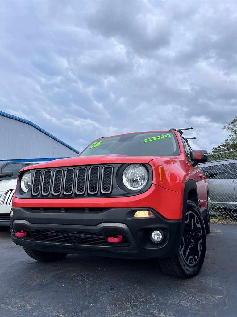 2016 Jeep Renegade Trailhawk's photo