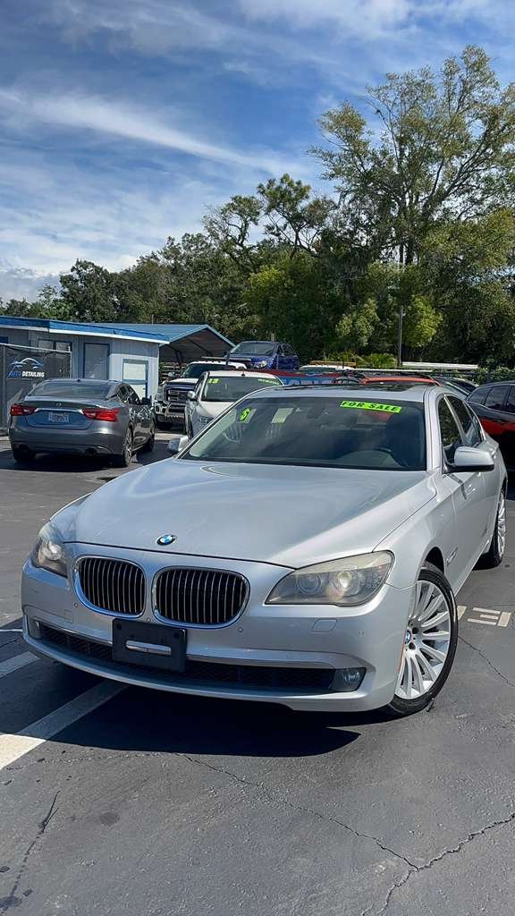 2011 BMW 7 Series